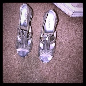 Michael Kors Berkley Glitter Platform - Size 10